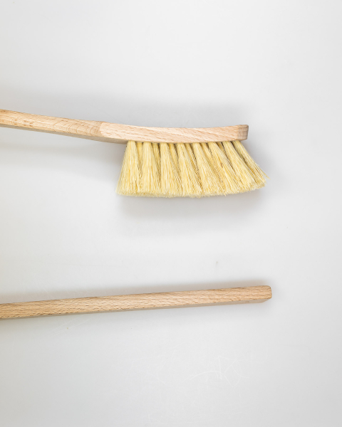 Stielbürste groß / vorn aufgeschweift, Fibre